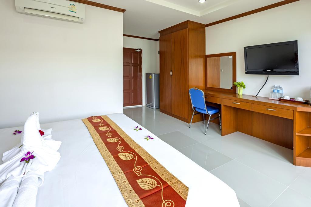 فندق Phusita House 2 Patong المظهر الخارجي الصورة